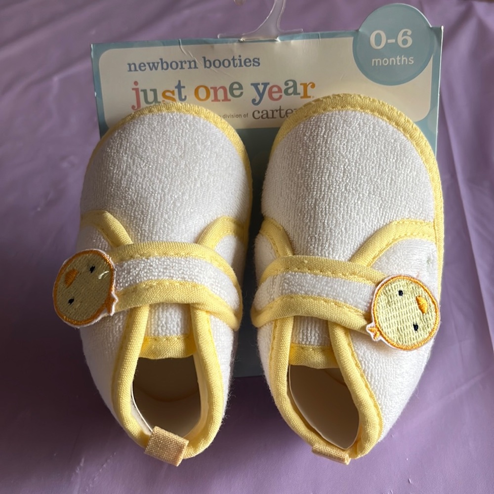 Newborn Baby Booties By Carter’s *Brand New*